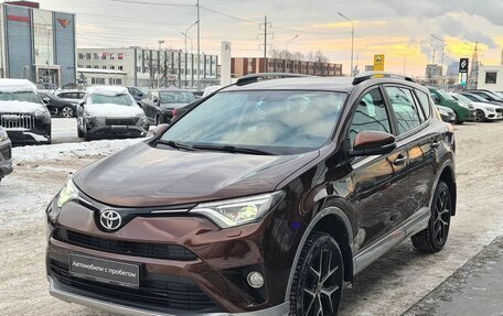 Toyota RAV4, 2017 год, 2 490 000 рублей, 3 фотография