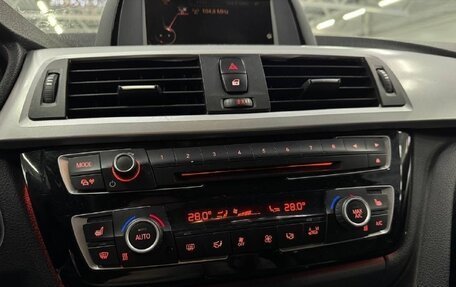 BMW 3 серия, 2016 год, 1 599 000 рублей, 14 фотография