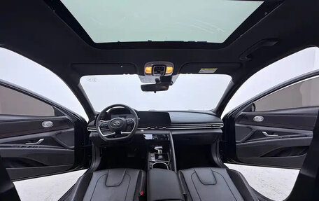 Hyundai Elantra, 2023 год, 1 470 000 рублей, 7 фотография