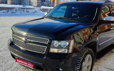 Chevrolet Tahoe III, 2011 год, 2 500 000 рублей, 2 фотография