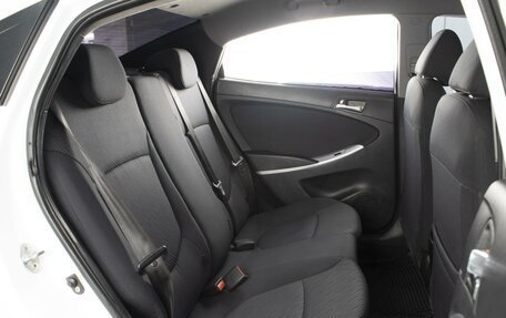 Hyundai Solaris II рестайлинг, 2011 год, 810 000 рублей, 6 фотография