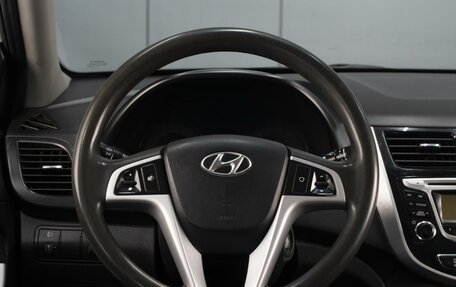 Hyundai Solaris II рестайлинг, 2011 год, 810 000 рублей, 12 фотография