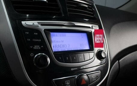 Hyundai Solaris II рестайлинг, 2011 год, 810 000 рублей, 14 фотография