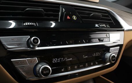 BMW 5 серия, 2021 год, 7 600 000 рублей, 16 фотография