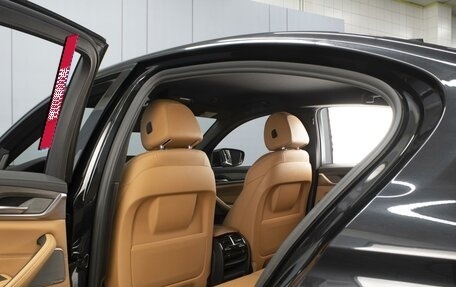 BMW 5 серия, 2021 год, 7 600 000 рублей, 10 фотография