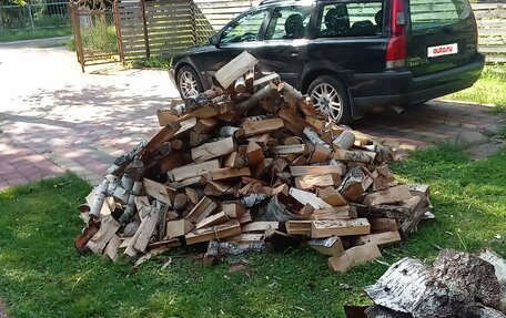 Volvo V70 III рестайлинг, 2004 год, 690 000 рублей, 2 фотография