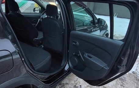 Renault Sandero II рестайлинг, 2014 год, 750 000 рублей, 10 фотография