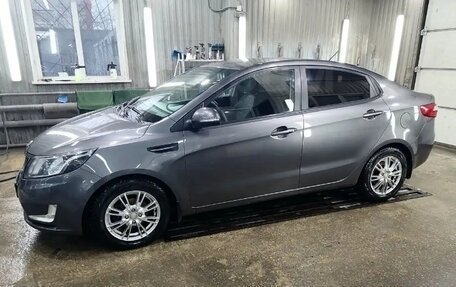 KIA Rio III рестайлинг, 2014 год, 1 000 000 рублей, 1 фотография