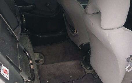 Honda Fit III, 2002 год, 350 000 рублей, 4 фотография