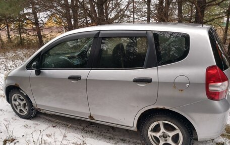 Honda Fit III, 2002 год, 350 000 рублей, 6 фотография