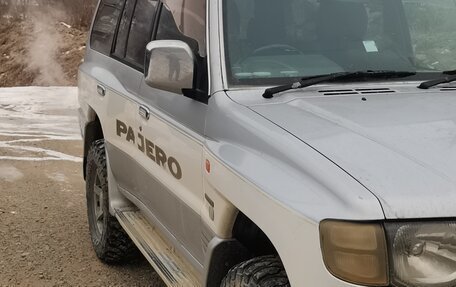 Mitsubishi Pajero III рестайлинг, 1989 год, 950 000 рублей, 3 фотография