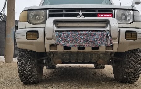 Mitsubishi Pajero III рестайлинг, 1989 год, 950 000 рублей, 4 фотография