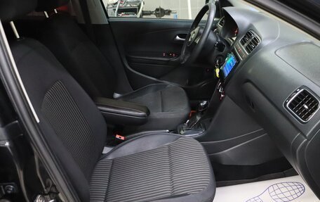 Volkswagen Polo VI (EU Market), 2010 год, 660 000 рублей, 9 фотография