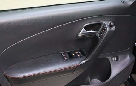 Volkswagen Polo VI (EU Market), 2010 год, 660 000 рублей, 11 фотография