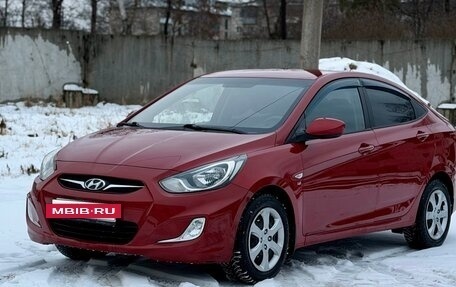 Hyundai Solaris II рестайлинг, 2013 год, 830 000 рублей, 5 фотография