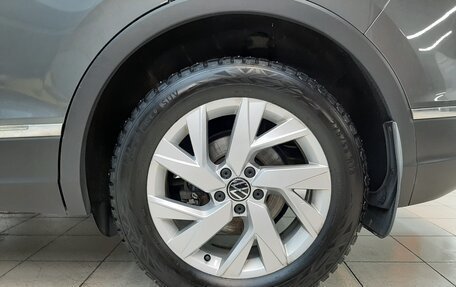 Volkswagen Tiguan II, 2021 год, 2 090 000 рублей, 14 фотография