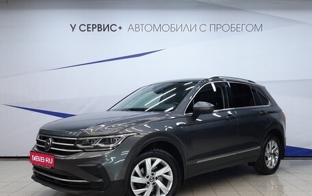 Volkswagen Tiguan II, 2021 год, 2 090 000 рублей, 1 фотография