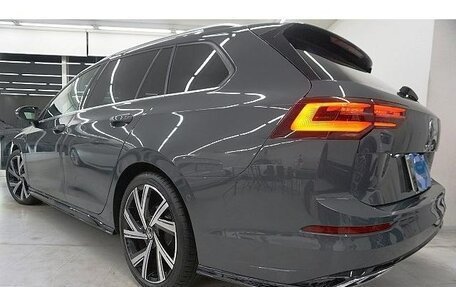 Volkswagen Golf VIII, 2022 год, 1 490 002 рублей, 5 фотография