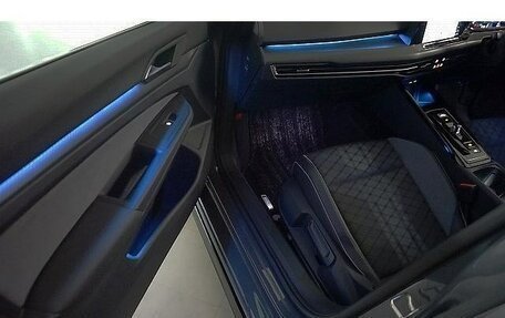 Volkswagen Golf VIII, 2022 год, 1 490 002 рублей, 13 фотография