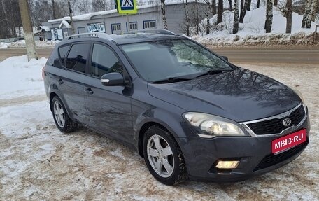 KIA cee'd I рестайлинг, 2011 год, 730 000 рублей, 1 фотография