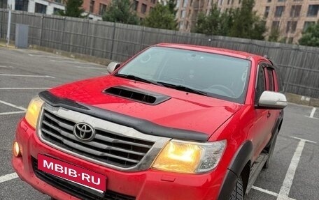 Toyota Hilux VII, 2012 год, 2 490 000 рублей, 2 фотография