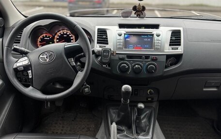 Toyota Hilux VII, 2012 год, 2 490 000 рублей, 9 фотография