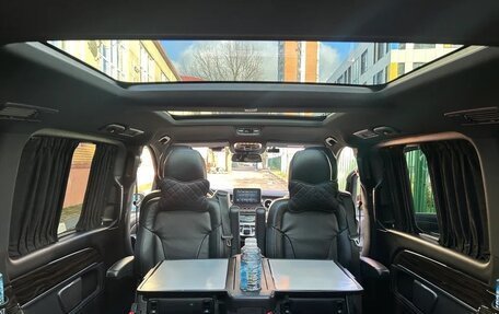 Mercedes-Benz V-Класс, 2018 год, 4 700 000 рублей, 9 фотография