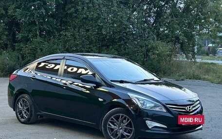 Hyundai Solaris II рестайлинг, 2014 год, 1 100 000 рублей, 2 фотография