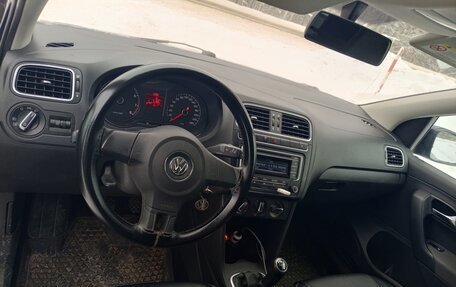 Volkswagen Polo VI (EU Market), 2011 год, 488 000 рублей, 9 фотография