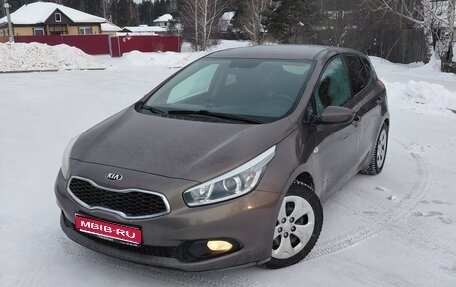 KIA cee'd III, 2015 год, 1 030 000 рублей, 1 фотография