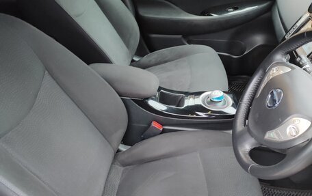 Nissan Leaf I, 2015 год, 1 300 000 рублей, 8 фотография