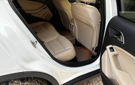 Mercedes-Benz GLA, 2018 год, 2 250 000 рублей, 9 фотография