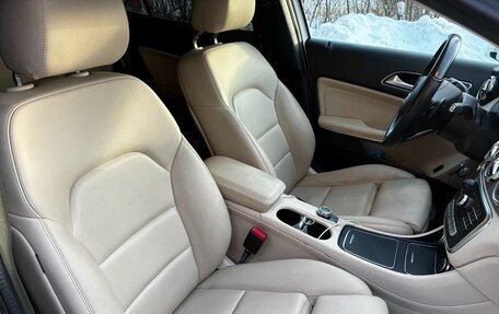 Mercedes-Benz GLA, 2018 год, 2 250 000 рублей, 17 фотография