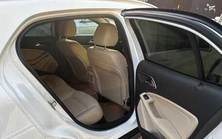 Mercedes-Benz GLA, 2018 год, 2 250 000 рублей, 26 фотография