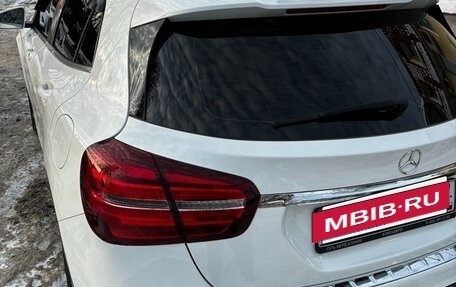 Mercedes-Benz GLA, 2018 год, 2 250 000 рублей, 22 фотография