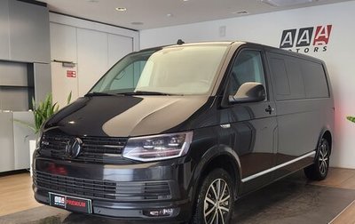 Volkswagen Multivan T6 рестайлинг, 2019 год, 3 490 000 рублей, 1 фотография
