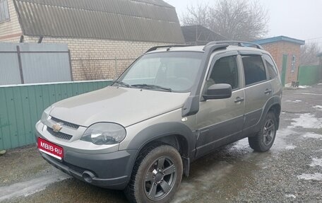 Chevrolet Niva I рестайлинг, 2019 год, 880 000 рублей, 1 фотография