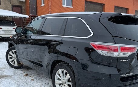 Toyota Highlander III, 2014 год, 2 550 000 рублей, 6 фотография