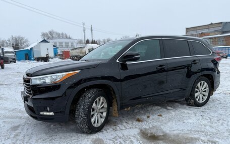 Toyota Highlander III, 2014 год, 2 550 000 рублей, 8 фотография