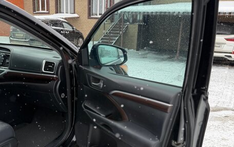 Toyota Highlander III, 2014 год, 2 550 000 рублей, 15 фотография