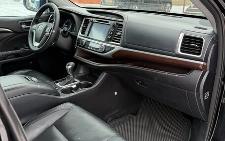 Toyota Highlander III, 2014 год, 2 550 000 рублей, 16 фотография