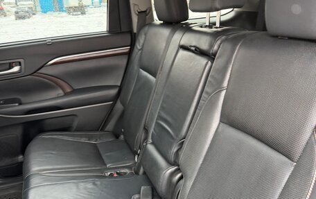 Toyota Highlander III, 2014 год, 2 550 000 рублей, 23 фотография