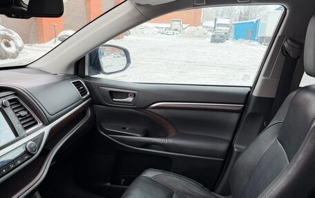 Toyota Highlander III, 2014 год, 2 550 000 рублей, 27 фотография