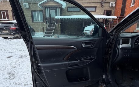 Toyota Highlander III, 2014 год, 2 550 000 рублей, 39 фотография