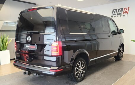 Volkswagen Multivan T6 рестайлинг, 2019 год, 3 490 000 рублей, 8 фотография