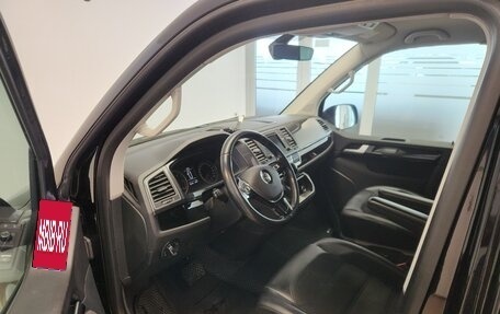 Volkswagen Multivan T6 рестайлинг, 2019 год, 3 490 000 рублей, 9 фотография