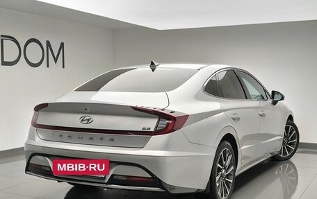Hyundai Sonata VIII, 2021 год, 2 400 000 рублей, 3 фотография