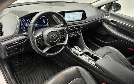 Hyundai Sonata VIII, 2021 год, 2 400 000 рублей, 21 фотография