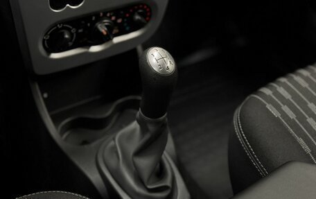 Renault Sandero II рестайлинг, 2014 год, 650 000 рублей, 16 фотография