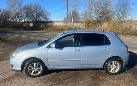 Toyota Corolla, 2004 год, 600 000 рублей, 3 фотография